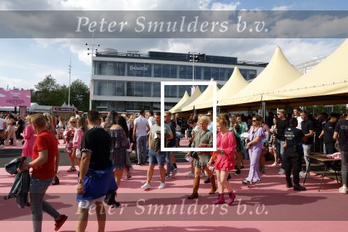 Amsterdam 2 juli 2022
De Amsterdamse zomer in het Olympisch stadion.