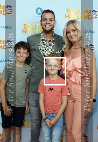 Rotterdam 26 juni 2022
Premiere Bon Bini 3 in Pathe Rotterdam.
Chahid Dutch Performante met vrouw en kinderen