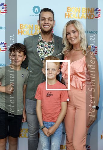 Rotterdam 26 juni 2022
Premiere Bon Bini 3 in Pathe Rotterdam.
Chahid Dutch Performante met vrouw en kinderen