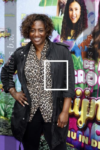 Amsterdam 3 juli 2022
Premiere de Grote slijmfilm in pathe Arena .
Edsilia Rombley kwam met haar dochters