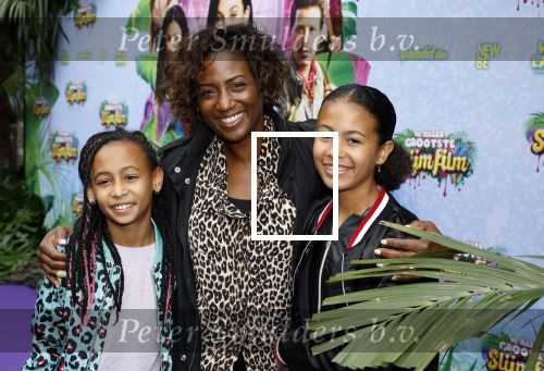 Amsterdam 3 juli 2022
Premiere de Grote slijmfilm in pathe Arena .
Edsilia Rombley kwam met haar dochters
