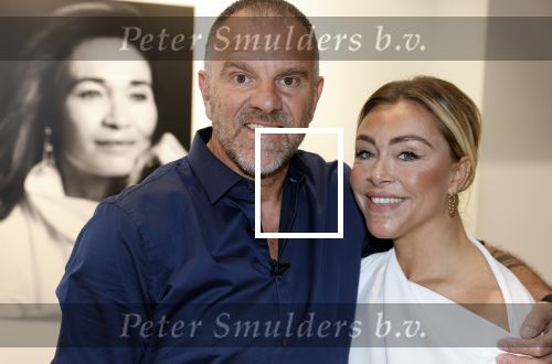 Hilversum 28 maart 2022
Presentatie boek en munt van Bibian Mentel. Haar man Edwin Spee kwam met zijn vriendin Mandy.