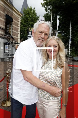 Hilversum 25 juni 2022
Ernst daniel Smid met zijn vriendin en zijn zwangere dochter Coosje