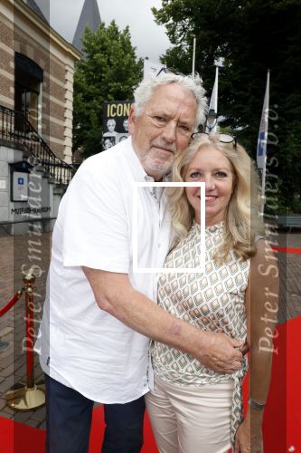 Hilversum 25 juni 2022
Ernst daniel Smid met zijn vriendin en zijn zwangere dochter Coosje