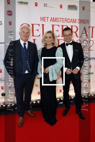 Amsterdam 25 juni 2022
Het damdiner tbv het aidsfonds wordt voor de 30e keer georganiseerd . Het vind dit jaar plaats in AFAS Live. Eva Jinek kwam met Peter v d Vorst en Bob Sikkes