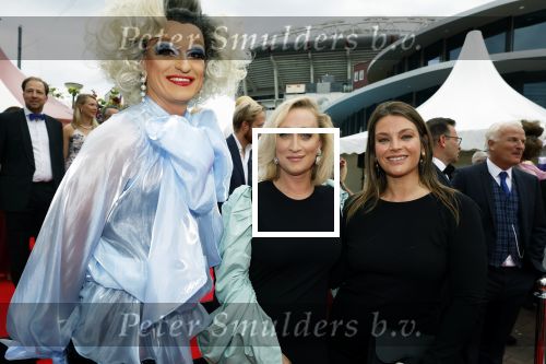 Amsterdam 25 juni 2022
Het damdiner tbv het aidsfonds wordt voor de 30e keer georganiseerd . Het vind dit jaar plaats in AFAS Live. Eva Jinek en Miljuschka Witzenhausen