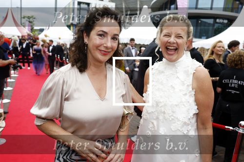 Amsterdam 25 juni 2022
Het damdiner tbv het aidsfonds wordt voor de 30e keer georganiseerd . Het vind dit jaar plaats in AFAS Live. Prinses Mabel en Femke Halsema