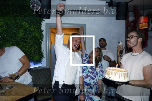 Amsterdam 17 juni 2022
Ferry Doedens viert zijn 31 e verjaardag in Bar Bacan in Amsterdam.