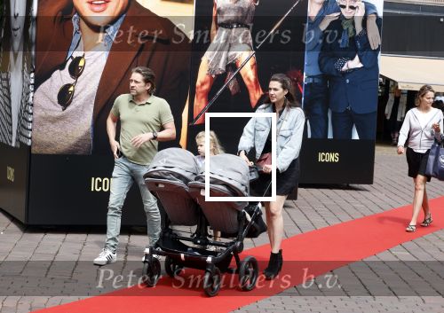 Hilversum 25 juni 2022
Ferry Somogyi met zijn vriendin en hun drie kinderen