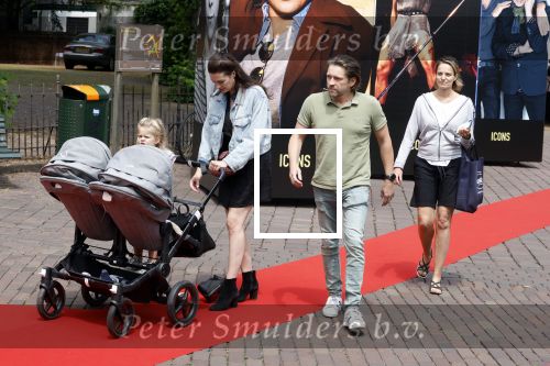 Hilversum 25 juni 2022
Ferry Somogyi met zijn vriendin en hun drie kinderen