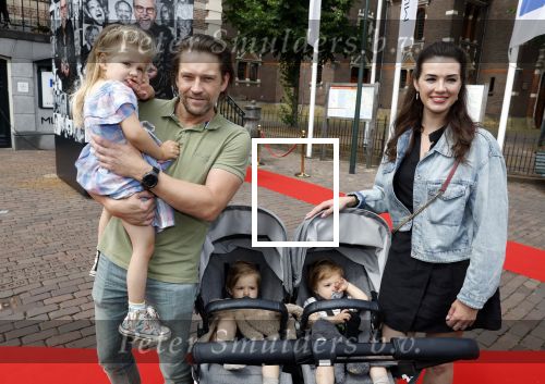 Hilversum 25 juni 2022
Ferry Somogyi met zijn vriendin en hun drie kinderen