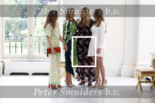 Den Haag 24 juni 2022
Het jaarlijkse fotouurtje in paleis Noordeinde. Aanwezig Koning Willem Alexander Koningin Maxima Prinses Amalia Prinses Alexia en Prinses Ariane