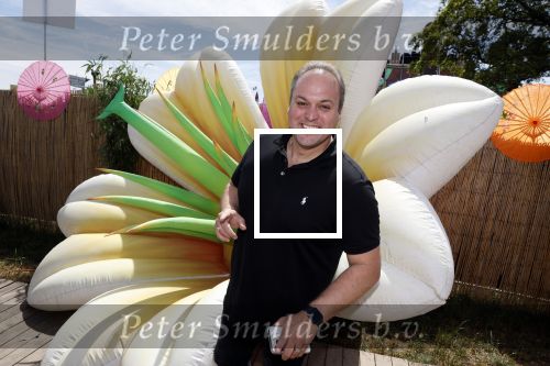 Lichtenvoorde 12 juli 2022
Frans bauer op persconferentie zwarte cross waar Tante Rikie afscheid van neemt