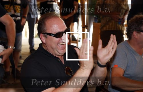 Lichtenvoorde 12 juli 2022
Frans bauer op persconferentie zwarte cross waar Tante Rikie afscheid van neemt