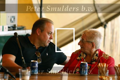 Lichtenvoorde 12 juli 2022
Frans bauer op persconferentie zwarte cross waar Tante Rikie afscheid van neemt
