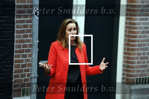 Amsterdam 6 juli 2022
Precies 1 jaar geleden werd op deze plek Peter R de Vries neergeschoten. De redaktie en presentatoren van RTL Boulevard leggen een witte roos neer . OA aanwezig Georgette Schlick Peter v d Vorst Sven Sauve Marieke Elsinga Vivienne v d Assem Aran Bade Jeroen Kijk in de Vegte Arno Kantelberg Eveline Stallaart Clarice Stenger Leon de Ruyter Dries Roelvink en Tim Oliehoek .
