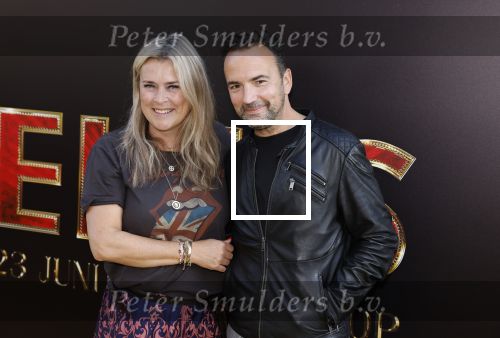 Amsterdam 13 juni 2022
Premiere Elvis in Tuschinski.
Gerard Ekdom met partner Nicole Smits