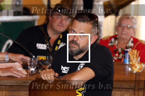 Lichtenvoorde 12 juli 2022
Frans bauer op persconferentie zwarte croos ivm het afscheid van tante Rikie . Jaap v Deurzen begeleidt de persconferentie waar ook Gijs Jolink aanschuift.