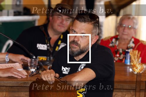 Lichtenvoorde 12 juli 2022
Frans bauer op persconferentie zwarte croos ivm het afscheid van tante Rikie . Jaap v Deurzen begeleidt de persconferentie waar ook Gijs Jolink aanschuift.