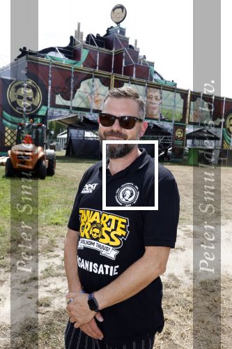 Lichtenvoorde 12 juli 2022
Frans bauer op persconferentie zwarte croos ivm het afscheid van tante Rikie . Jaap v Deurzen begeleidt de persconferentie waar ook Gijs Jolink aanschuift.