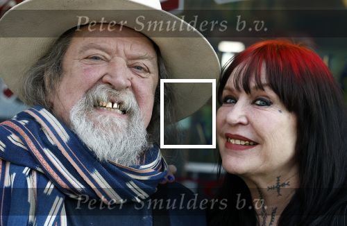 Amsterdam 21 maart 2022
Henk en Louise Schiffmacher zijn vandaag 17 jaar getrouwd.