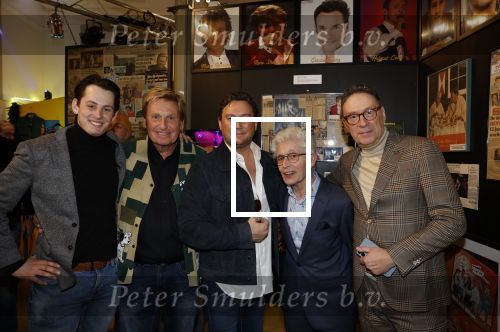 Hoorn 18 maart 2022
Openning expositie Henny Huisman in het museum van de 20e eeuw in Hoorn . henny met Tino Martin Jacques d Ancona en Peter Douglas