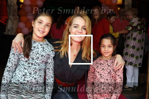 Amsterdam 3 juli 2022
Premiere Knor in Tuschinski.
Cast oa Alex Klaassen Henry v Loon en Jelka v Houten
Ilse warringa met ...