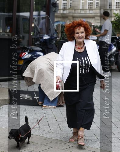 Amsterdam 1 juli 2022
Imca Marina met een vriendin en haar hondje in het centrum van Amsterdam