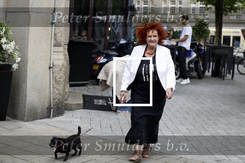 Amsterdam 1 juli 2022
Imca Marina met een vriendin en haar hondje in het centrum van Amsterdam