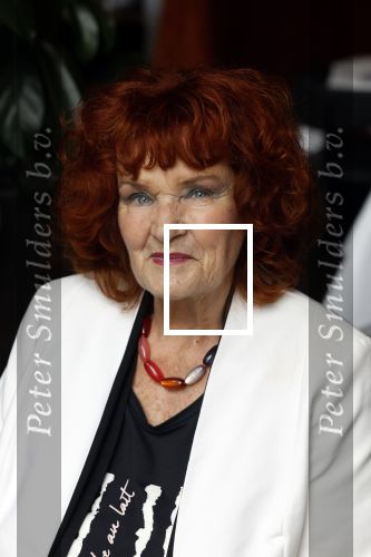Amsterdam 1 juli 2022
Onthulling kunstwerk met daarop Willy Alberti en Johnny Kraaijkamp bij hotel Americain.
Aanwezig de kinderen Tonny Alberti en Willeke Alberti en Johnny Kraaijkamp en Sanne Kraaijkamp. Imca Marina