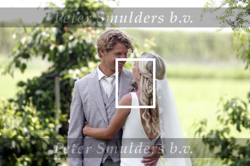 Oosterblokker 18 juni 2022
Irene Schouten en Dirkjan Mak trouwen in de tuin bij de ouders van Dirkjan . Irene met haar vader en broers