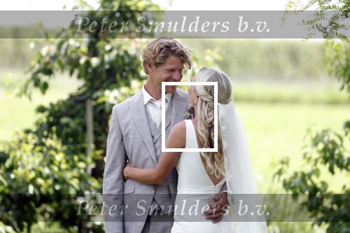 Oosterblokker 18 juni 2022
Irene Schouten en Dirkjan Mak trouwen in de tuin bij de ouders van Dirkjan . Irene met haar vader en broers