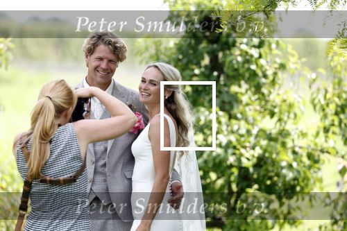 Oosterblokker 18 juni 2022
Irene Schouten en Dirkjan Mak trouwen in de tuin bij de ouders van Dirkjan . Irene met haar vader en broers
