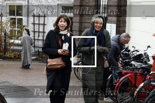 Amsterdam 31 maart 2022
Isa Hoes en Medina Schuurman op straat in Amsterdam