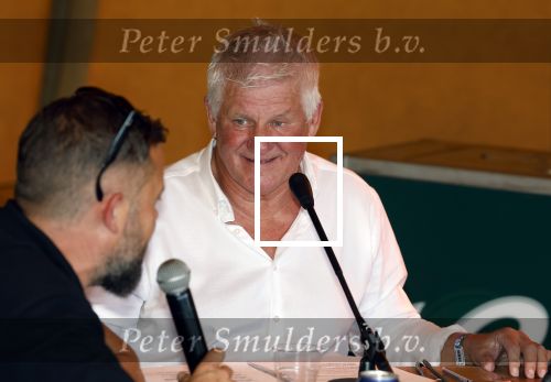 Lichtenvoorde 12 juli 2022
Frans bauer op persconferentie zwarte croos ivm het afscheid van tante Rikie . Jaap v Deurzen begeleidt de persconferentie waar ook Gijs Jolink aanschuift. Frans en Nick Dijkman
