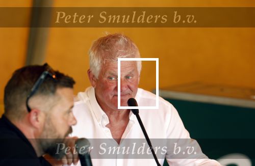 Lichtenvoorde 12 juli 2022
Frans bauer op persconferentie zwarte croos ivm het afscheid van tante Rikie . Jaap v Deurzen begeleidt de persconferentie waar ook Gijs Jolink aanschuift. Frans en Nick Dijkman