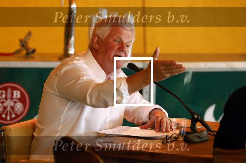 Lichtenvoorde 12 juli 2022
Frans bauer op persconferentie zwarte croos ivm het afscheid van tante Rikie . Jaap v Deurzen begeleidt de persconferentie waar ook Gijs Jolink aanschuift. Frans en Nick Dijkman