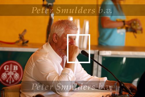 Lichtenvoorde 12 juli 2022
Frans bauer op persconferentie zwarte croos ivm het afscheid van tante Rikie . Jaap v Deurzen begeleidt de persconferentie waar ook Gijs Jolink aanschuift. Frans en Nick Dijkman