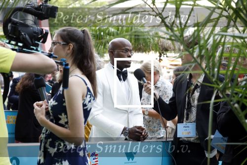 Rotterdam 26 juni 2022
Premiere Bon Bini 3 in Pathe Rotterdam.
Jandino Asporaat kwam met zijn vrouw en kinderen