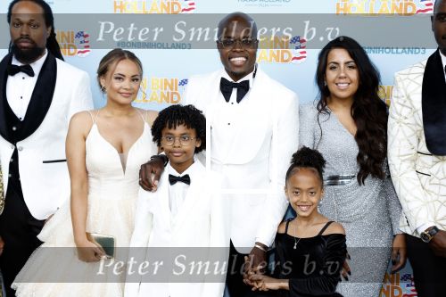 Rotterdam 26 juni 2022
Premiere Bon Bini 3 in Pathe Rotterdam.
Jandino Asporaat kwam met zijn vrouw en kinderen