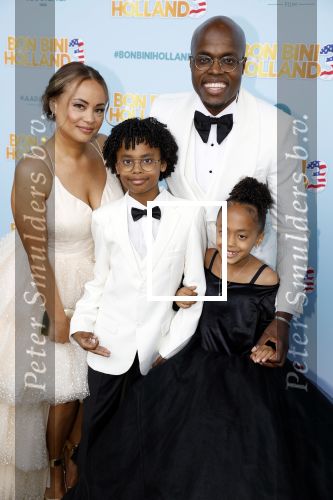 Rotterdam 26 juni 2022
Premiere Bon Bini 3 in Pathe Rotterdam.
Jandino Asporaat kwam met zijn vrouw en kinderen