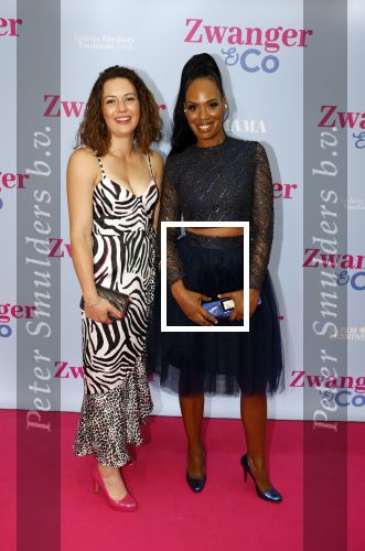 Amsterdam 25 juni 2022
Premiere zwanger en Co in Tuschinski .
Jasmine Sendar en Annemieke Koekoek