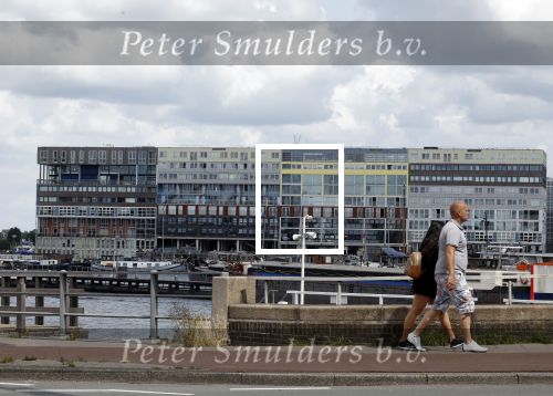 Amsterdam 15 juli 2022
In dit complex wonen oa Jeroen Pauw en Victoria Koblenko