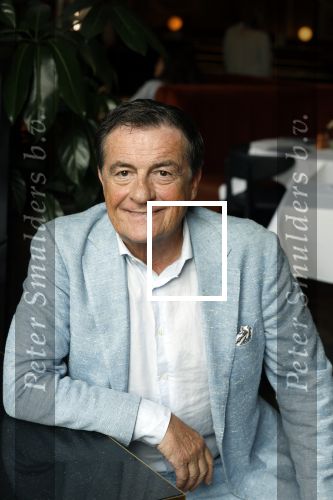 Amsterdam 1 juli 2022
Onthulling kunstwerk met daarop Willy Alberti en Johnny Kraaijkamp bij hotel Americain.
Aanwezig de kinderen Tonny Alberti en Willeke Alberti en Johnny Kraaijkamp en Sanne Kraaijkamp