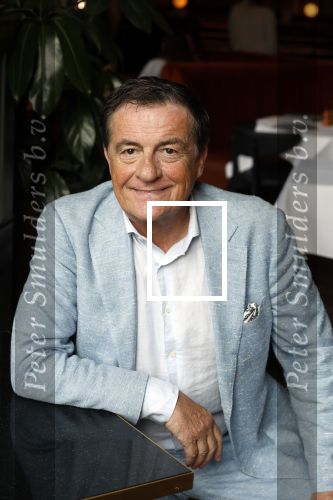 Amsterdam 1 juli 2022
Onthulling kunstwerk met daarop Willy Alberti en Johnny Kraaijkamp bij hotel Americain.
Aanwezig de kinderen Tonny Alberti en Willeke Alberti en Johnny Kraaijkamp en Sanne Kraaijkamp