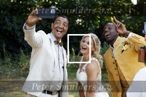 Tilburg 16 juli 2022
Trouwen Steven Brunswijk en zijn vrouw Ayla Guiaux .
Jorgen Raymann trouwde het stel