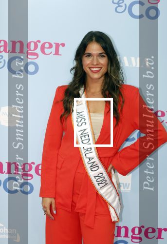 Amsterdam 25 juni 2022
Premiere zwanger en Co in Tuschinski .
Miss Nederland Julia Sinning
