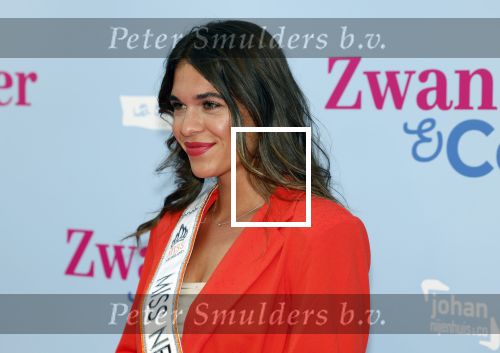 Amsterdam 25 juni 2022
Premiere zwanger en Co in Tuschinski .
Miss Nederland Julia Sinning