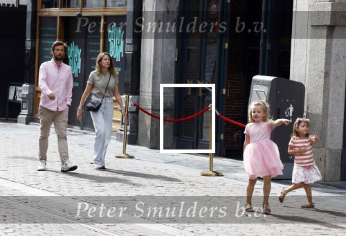 Amsterdam 3 juli 2022
Premiere Knor in Tuschinski.
Cast oa Alex Klaassen Henry v Loon en Jelka v Houten .
Kaja Wolffers met zijn vrouw en kinderen