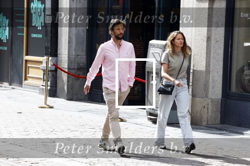 Amsterdam 3 juli 2022
Premiere Knor in Tuschinski.
Cast oa Alex Klaassen Henry v Loon en Jelka v Houten .
Kaja Wolffers met zijn vrouw en kinderen